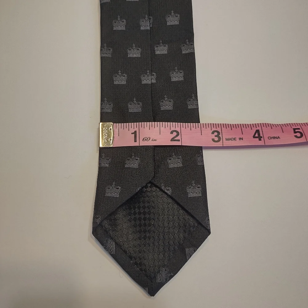 Sean John Black and Gray Royal Crown Patterned Silk Tie